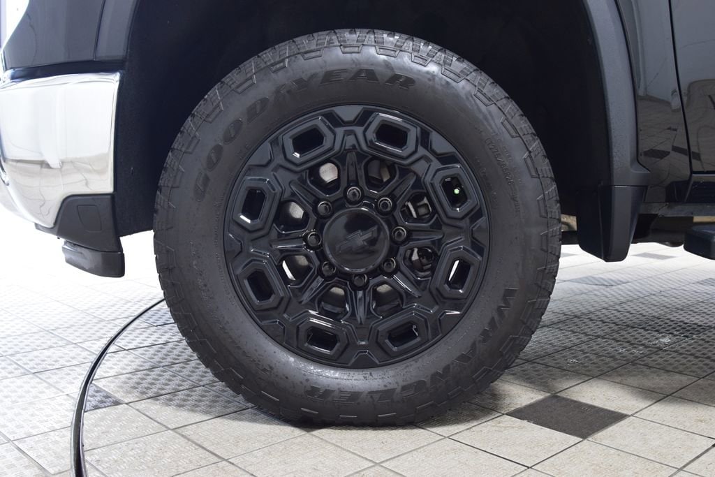 2024 Chevrolet Silverado 2500HD LTZ - Photo 32