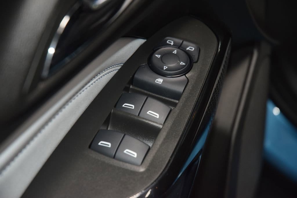 2025 Chevrolet Trax LT - Photo 43