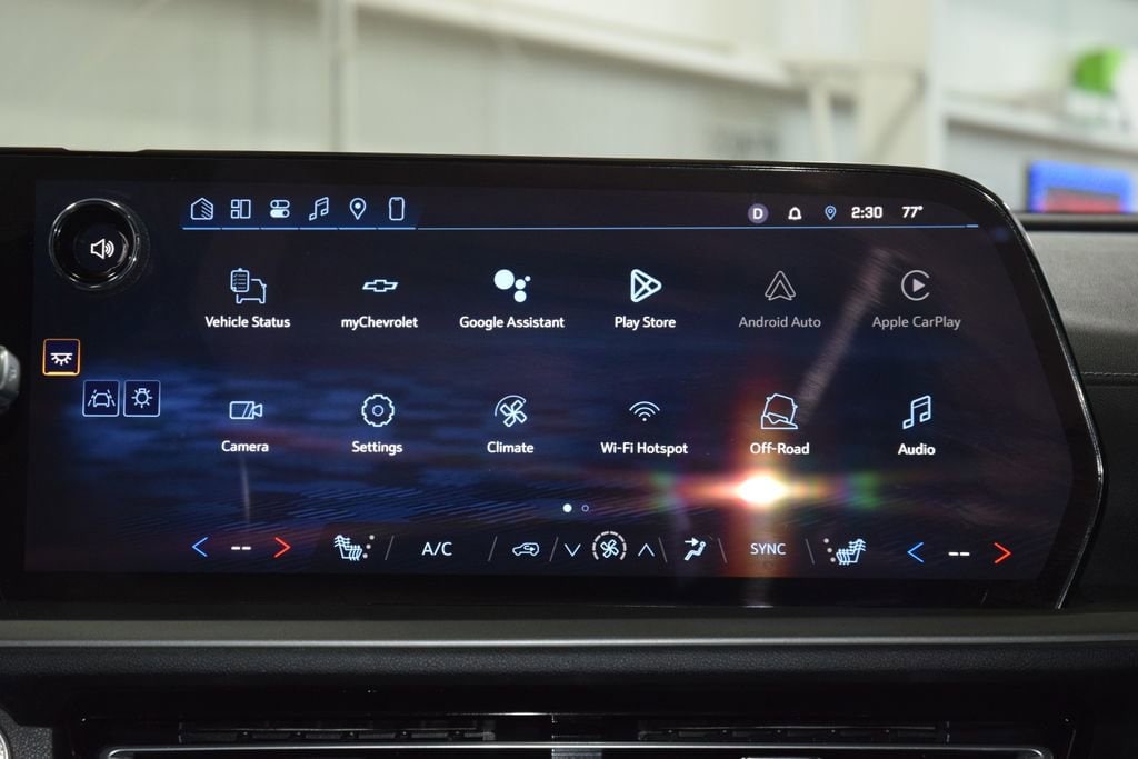 2024 Chevrolet Traverse 2LT - Photo 31