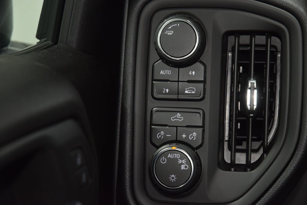 2026 Chevrolet Silverado 1500 Custom - Photo 34