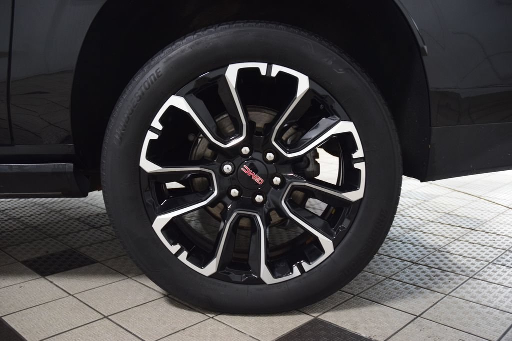 2023 GMC Yukon XL Denali - Photo 29