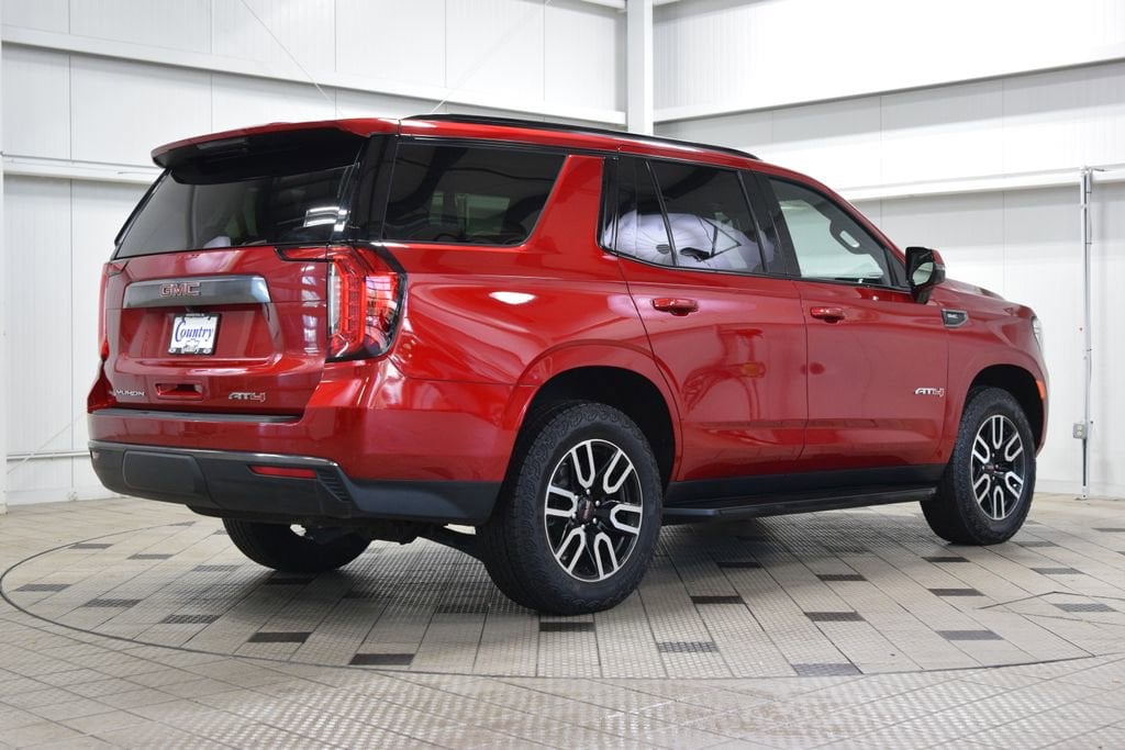 2024 GMC Yukon AT4 - Photo 8