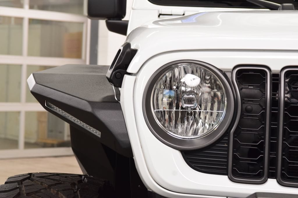 2024 Jeep Gladiator Nighthawk - Photo 10