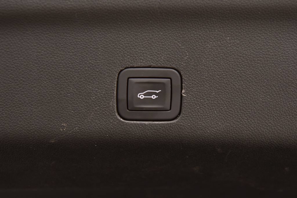 2021 Chevrolet Tahoe LT - Photo 24