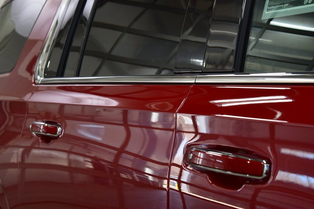 2026 Chevrolet Suburban High Country - Photo 19