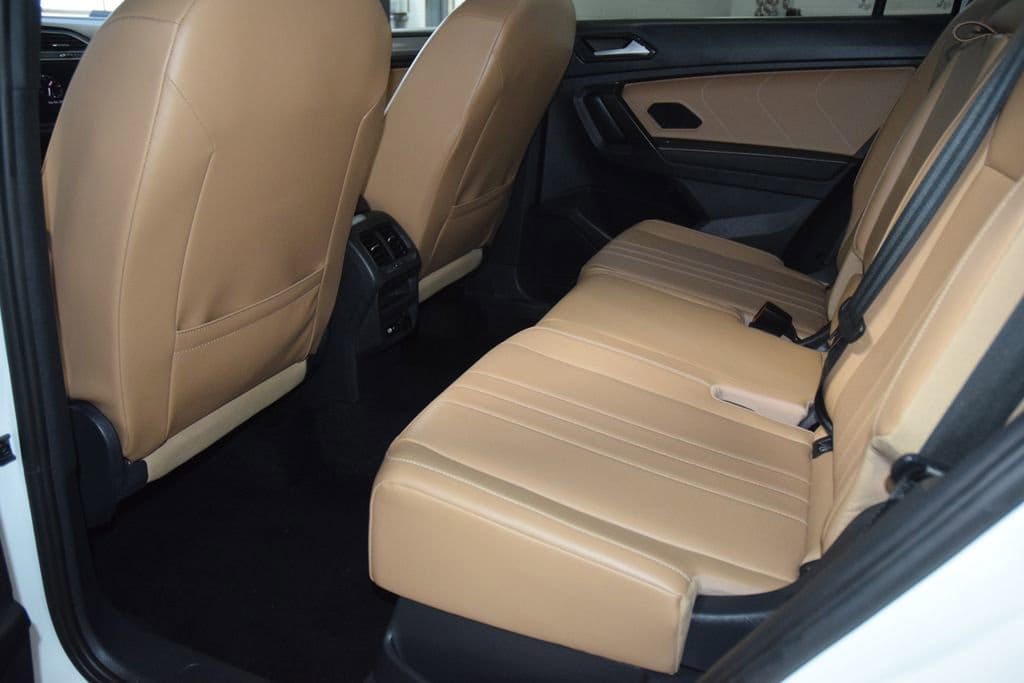 2022 Volkswagen Tiguan SE - Photo 39