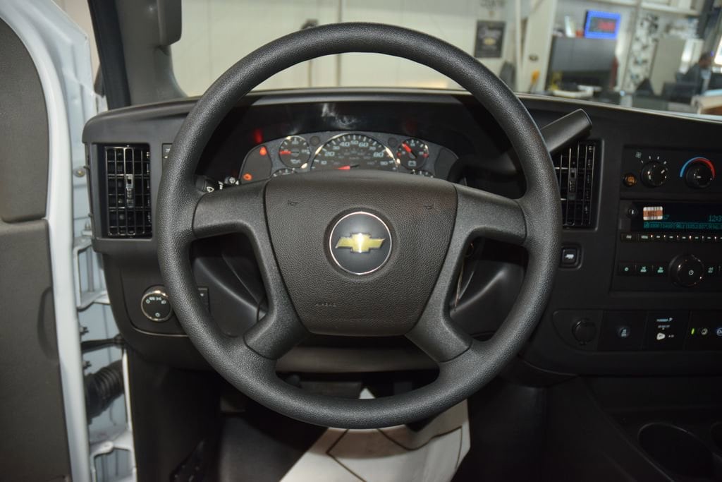 2025 Chevrolet Express Cargo Work Van - Photo 26