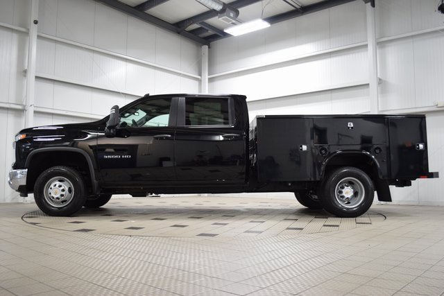 2025 Chevrolet Silverado 3500HD Work Truck photo 4