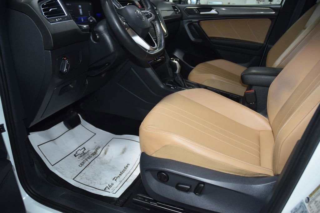 2022 Volkswagen Tiguan SE - Photo 36