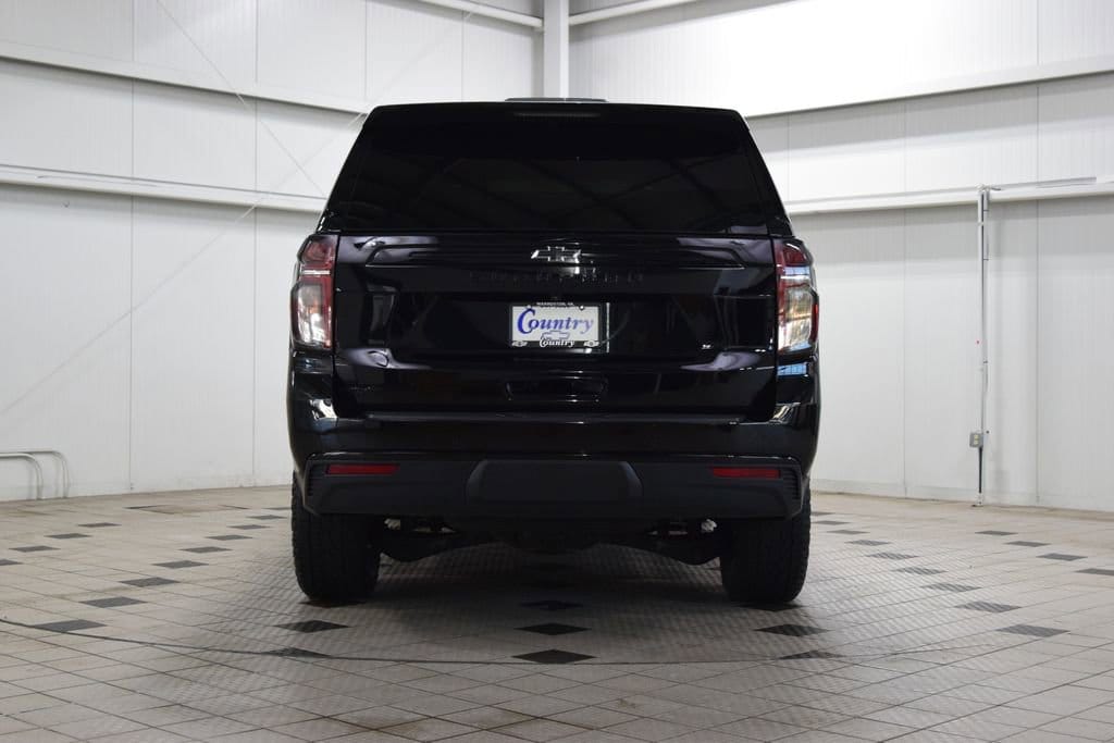 2023 Chevrolet Suburban Z71 - Photo 7