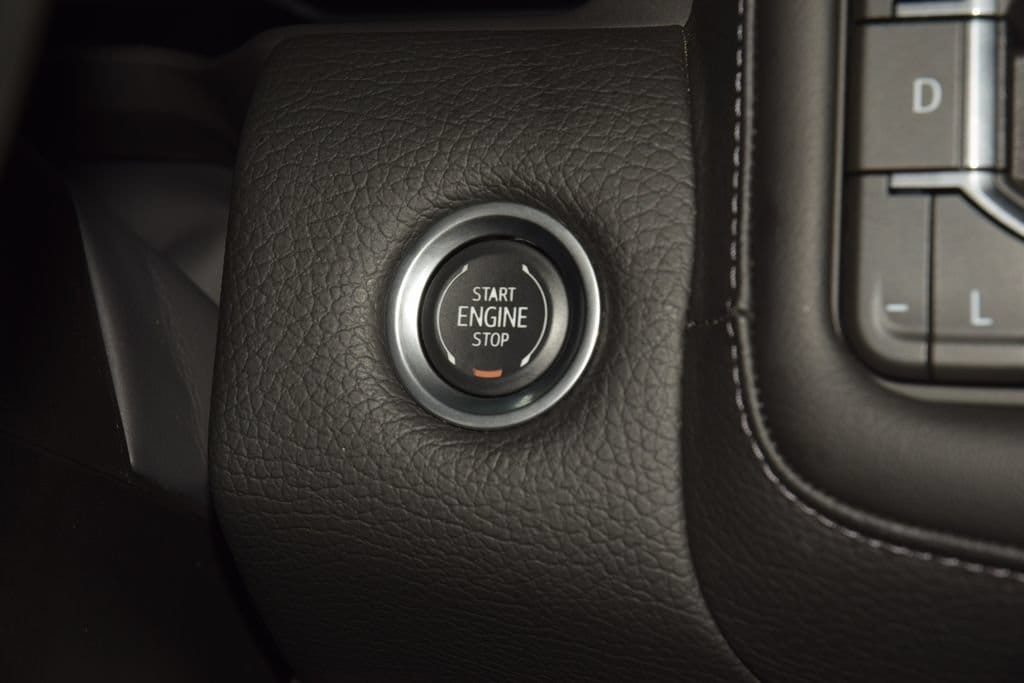 2024 GMC Yukon XL Denali - Photo 36