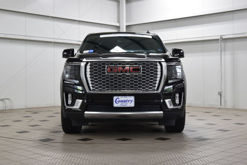 2023 GMC Yukon XL Denali - Photo 2