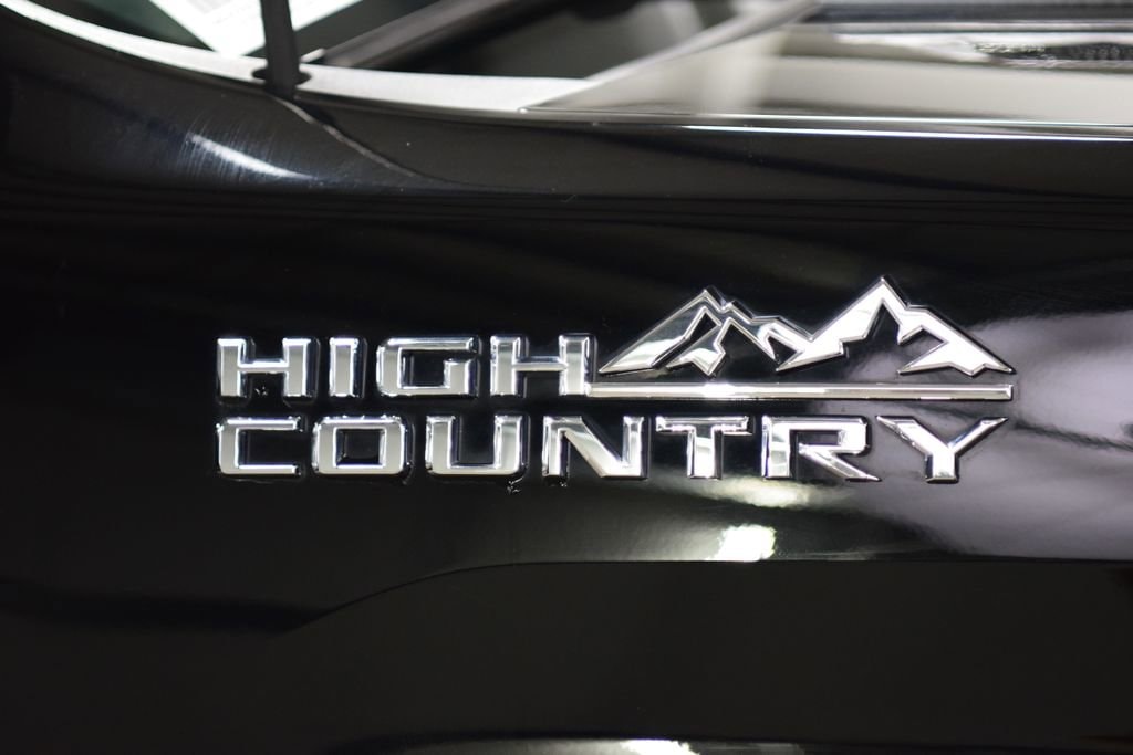 2022 Chevrolet Silverado 3500HD High Country - Photo 18