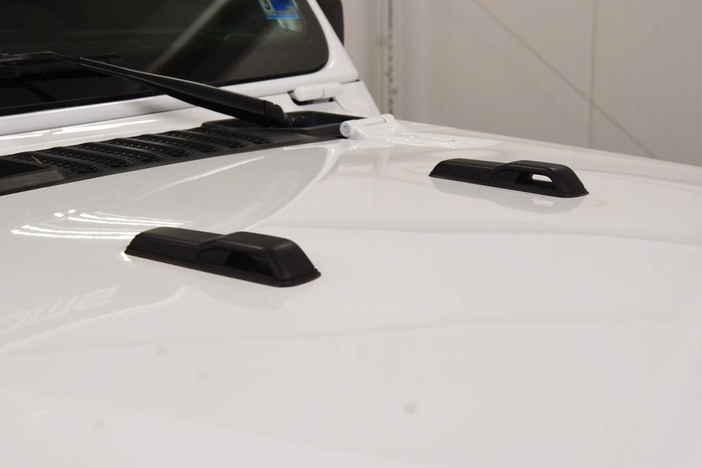 2024 Jeep Gladiator Nighthawk - Photo 14