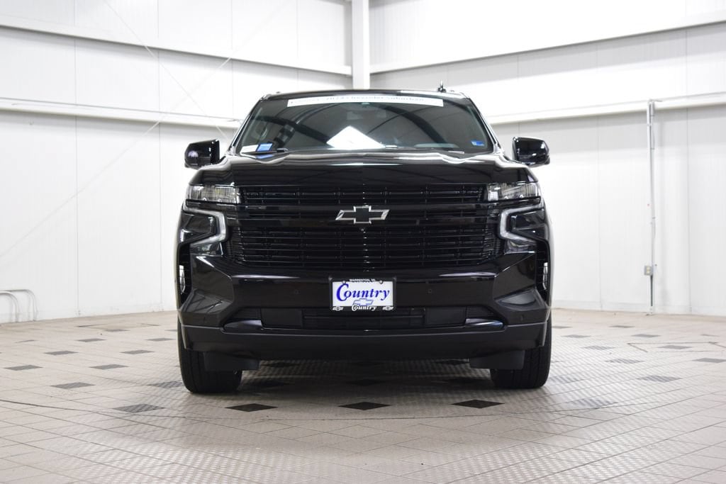 2024 Chevrolet Suburban RST - Photo 2