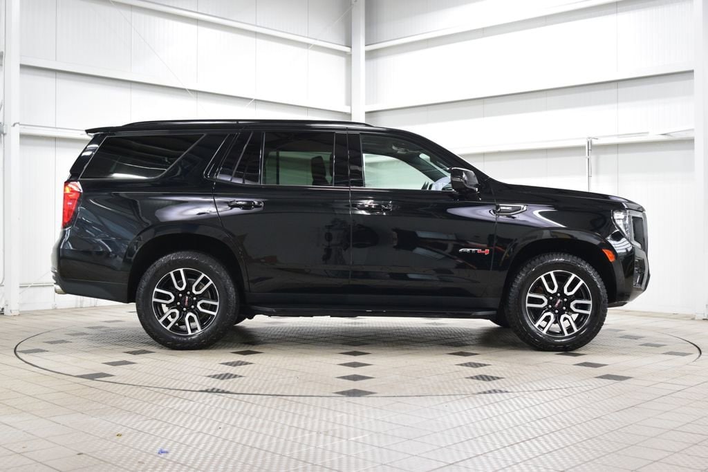 2024 GMC Yukon AT4 - Photo 9