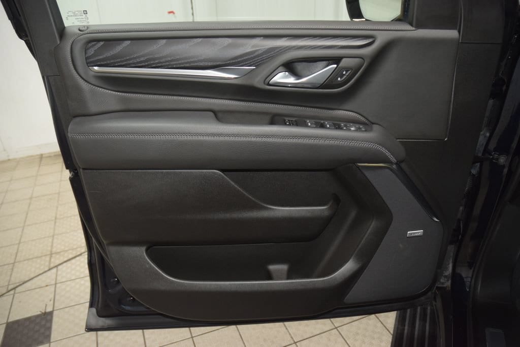 2024 GMC Yukon Denali - Photo 49