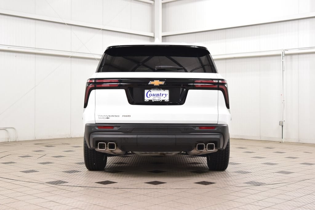 2024 Chevrolet Traverse LS - Photo 7