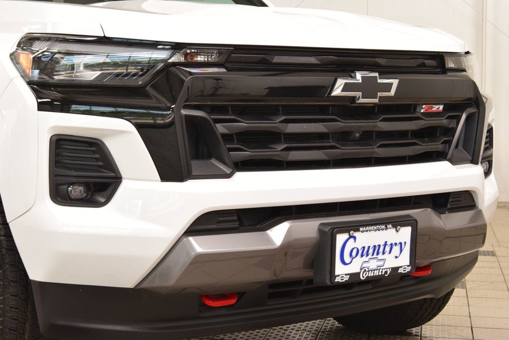 2024 Chevrolet Colorado Z71 - Photo 13