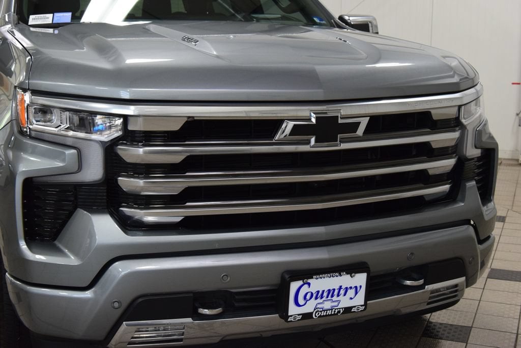 2025 Chevrolet Silverado 1500 High Country - Photo 13