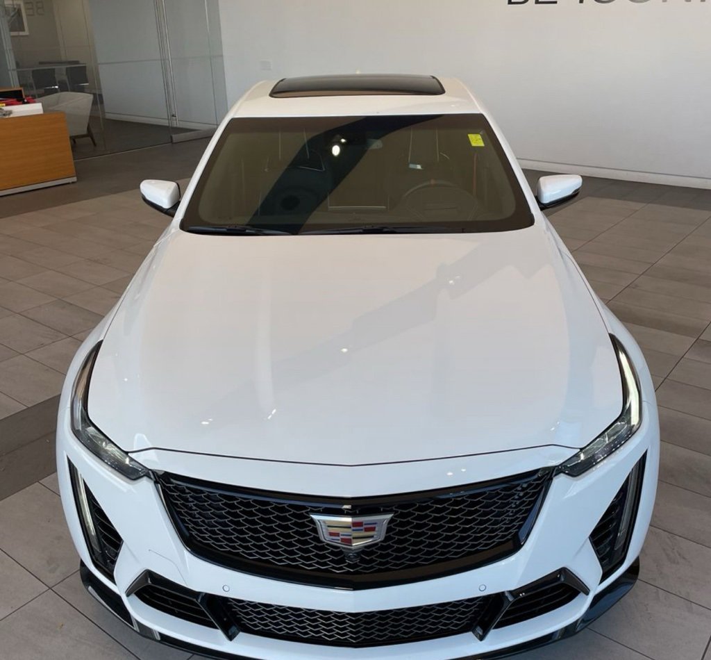 2023 Cadillac CT5 photo 3