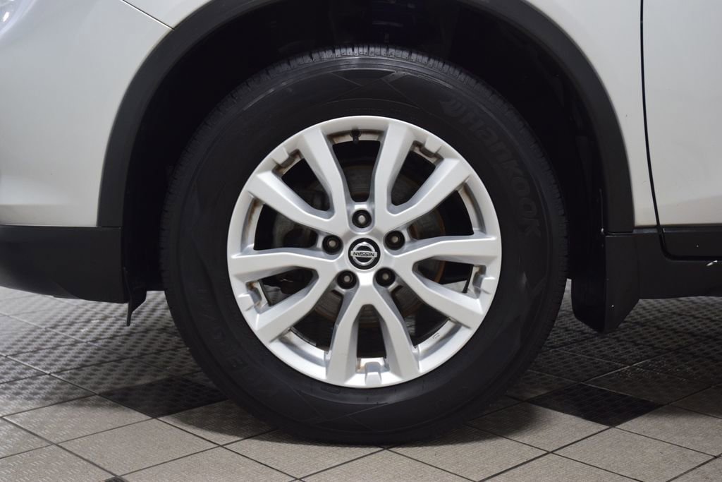 2018 Nissan Rogue SV - Photo 26