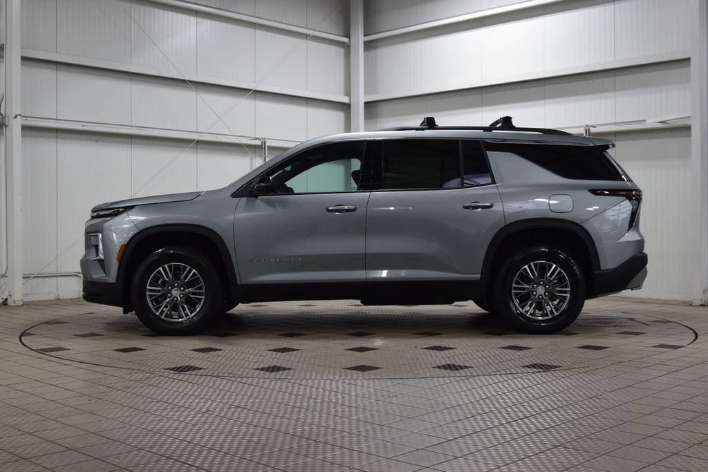 2026 Chevrolet Traverse LT - Photo 4