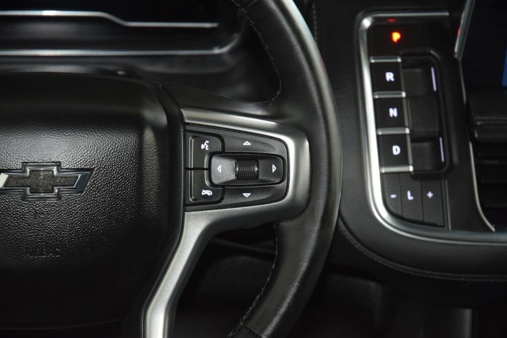 2023 Chevrolet Suburban Z71 - Photo 38