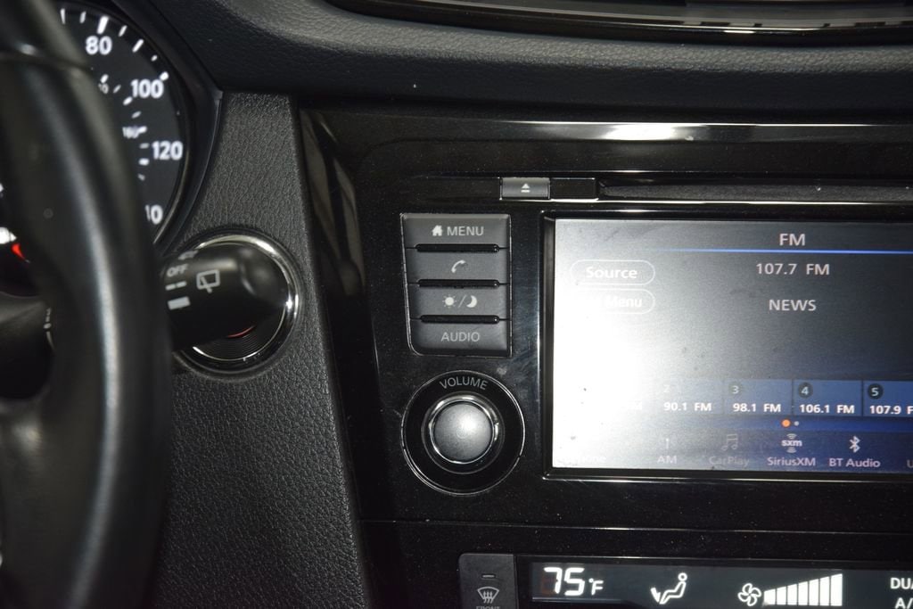 2018 Nissan Rogue SV - Photo 30