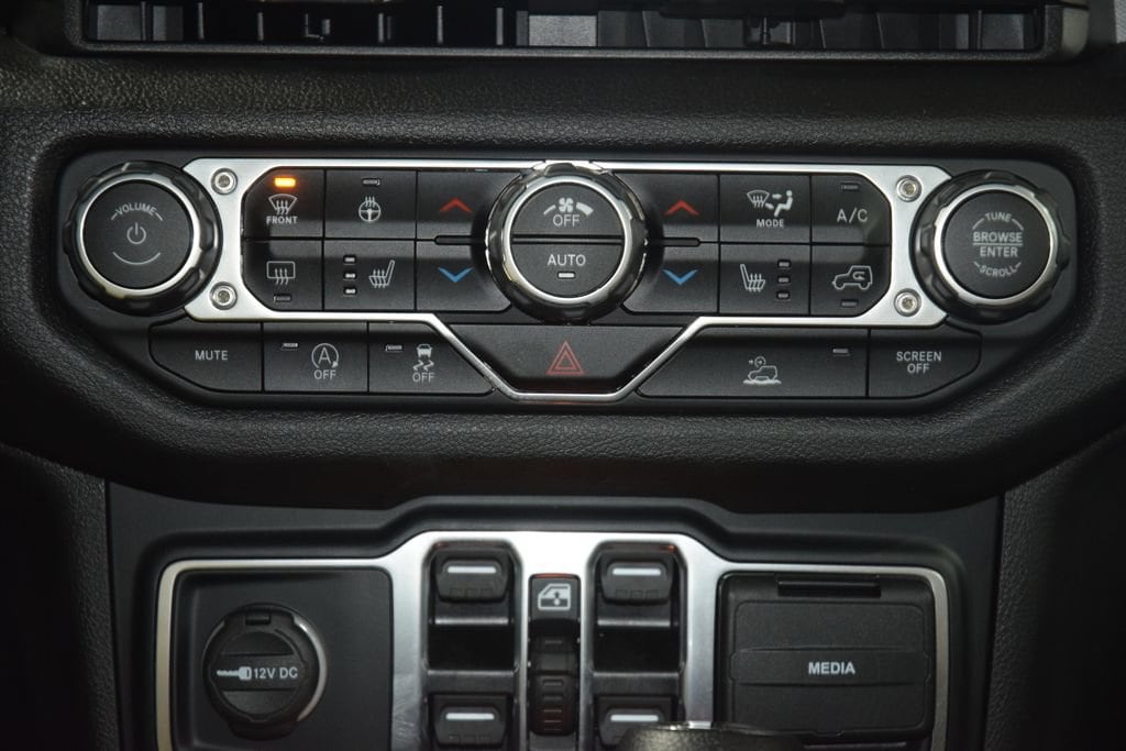 2024 Jeep Wrangler 4-Door Sport S - Photo 24