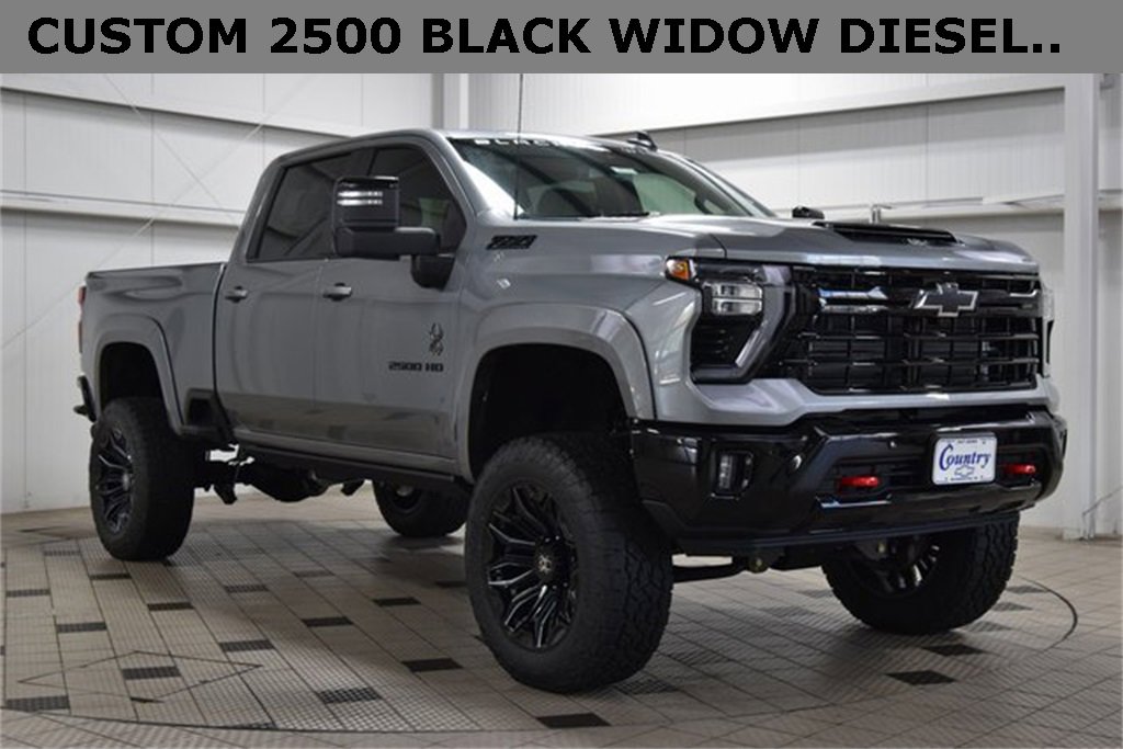 2025 Chevrolet Silverado 2500HD LT's photo