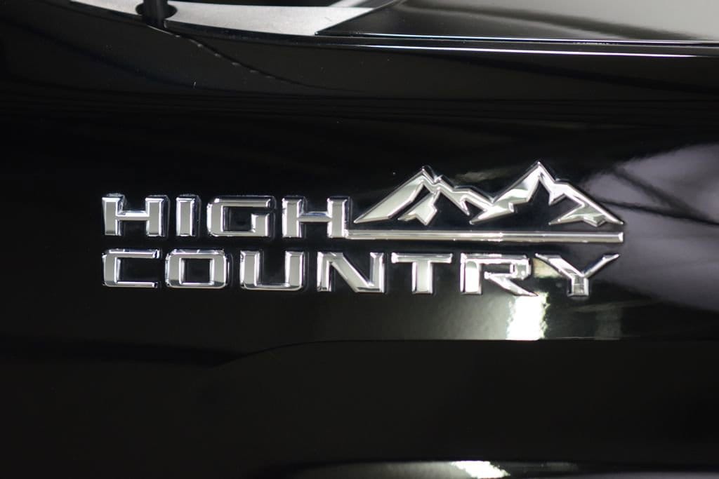 2024 Chevrolet Silverado 3500HD High Country - Photo 18