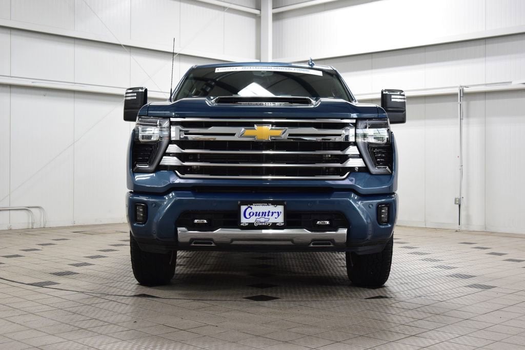 2024 Chevrolet Silverado 2500HD High Country - Photo 2