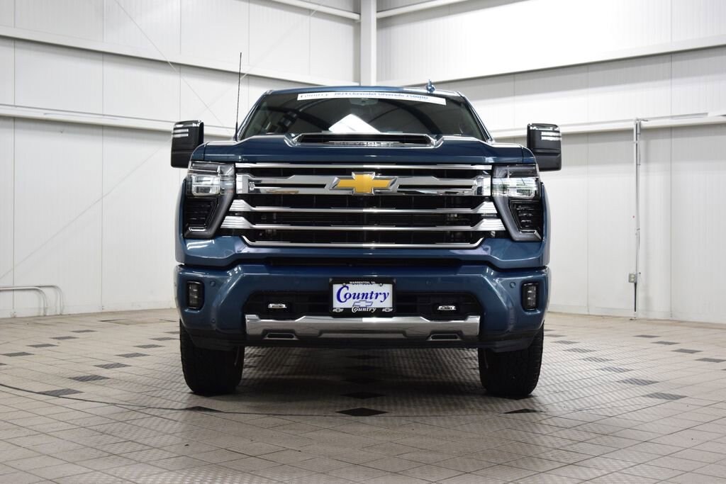 Used 2024 Chevrolet Silverado 2500 HD High Country Truck Crew Cab