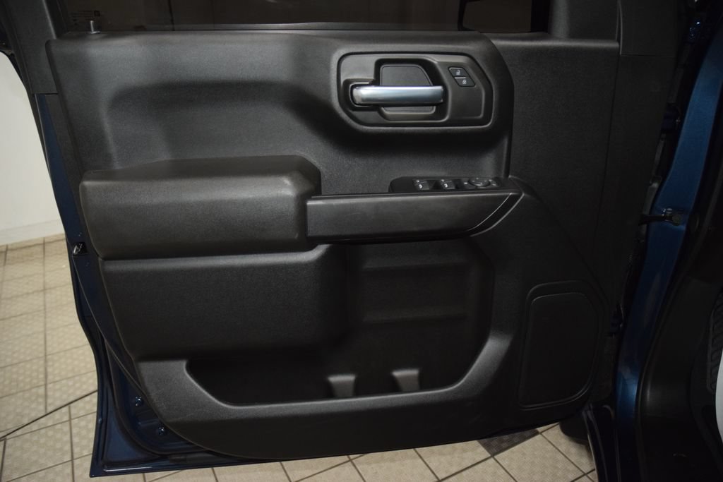 2023 Chevrolet Silverado 1500 Custom - Photo 46