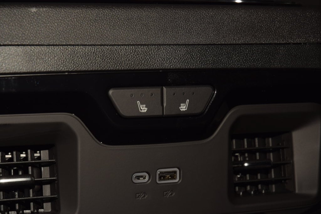2026 Chevrolet Silverado 2500 HD ZR2 - Photo 50