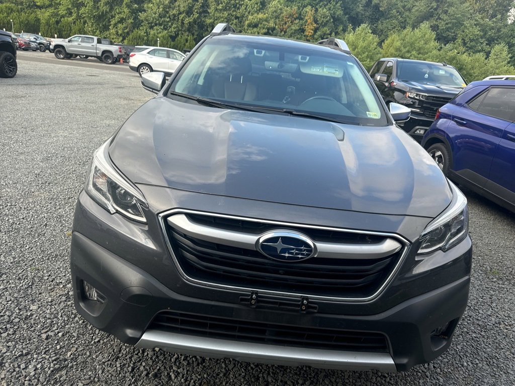2022 Subaru Outback Touring photo 2