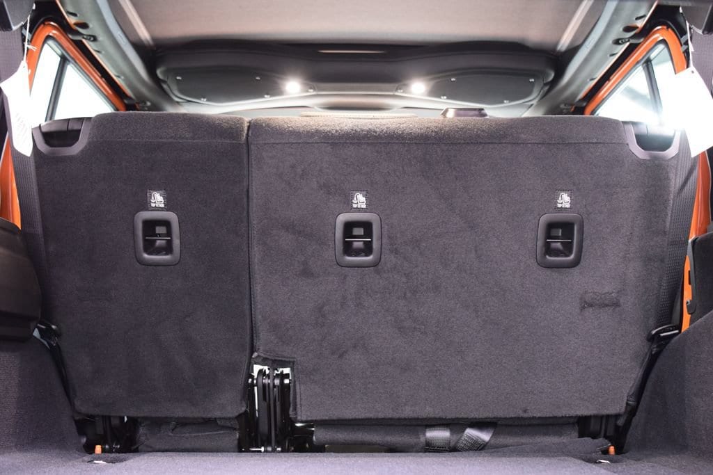 2025 Jeep Wrangler 4-Door Sport - Photo 21