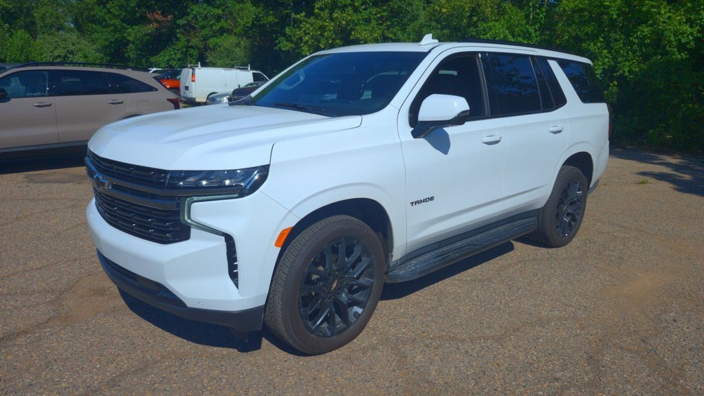 2022 Chevrolet Tahoe RST photo 2
