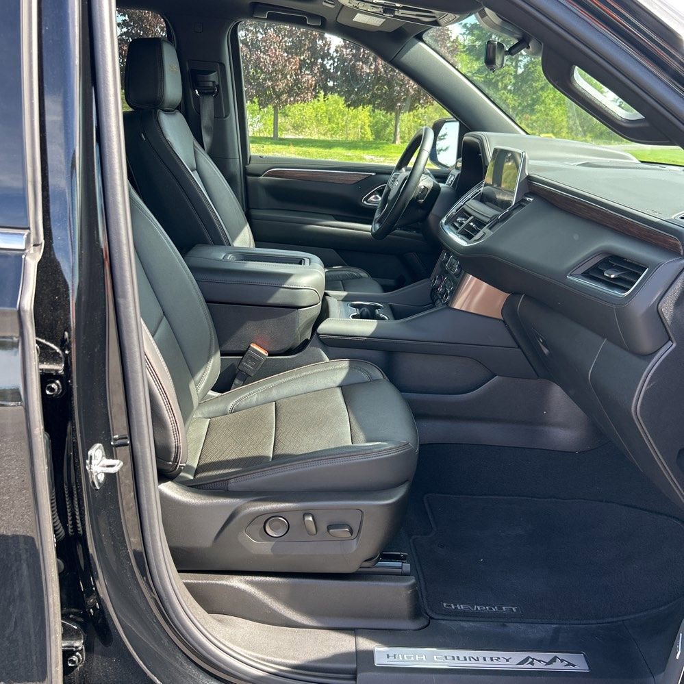 2024 Chevrolet Suburban High Country - Photo 16