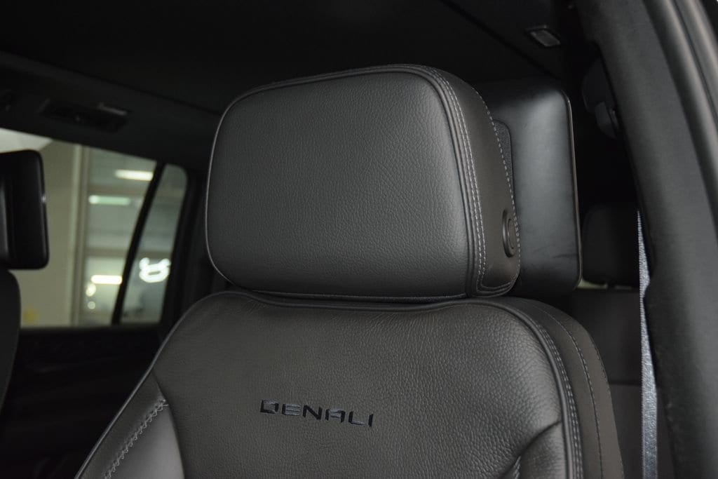 2024 GMC Yukon XL Denali - Photo 43