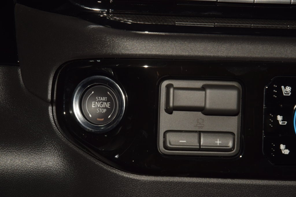 2026 Chevrolet Silverado 2500 HD ZR2 - Photo 38