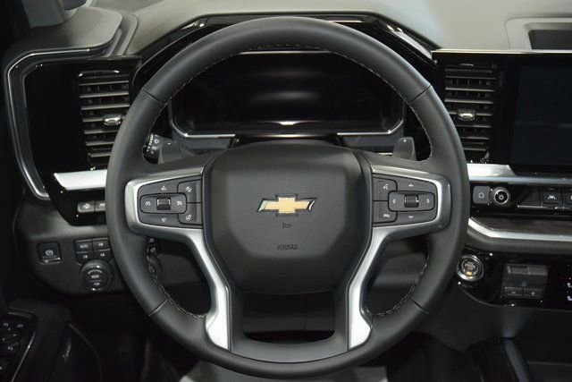 2026 Chevrolet Silverado 1500 LTZ - Photo 38
