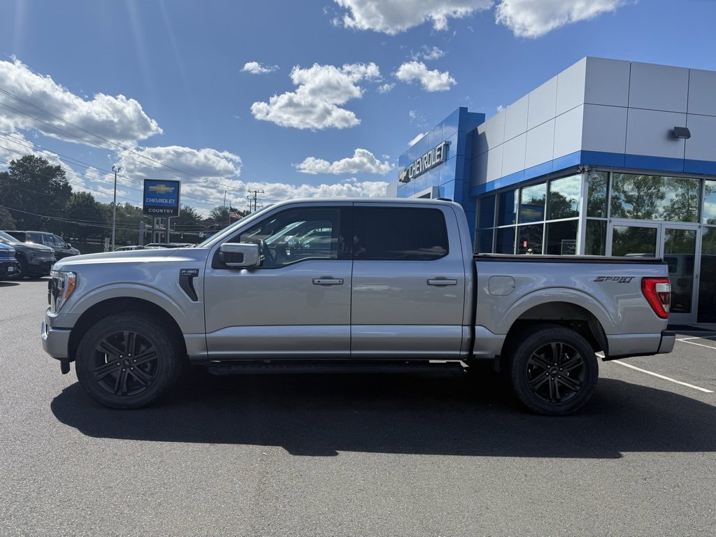 2022 Ford F-150 XL photo 2