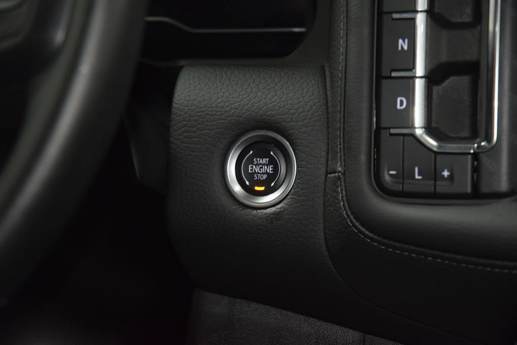 2024 GMC Yukon Denali - Photo 36