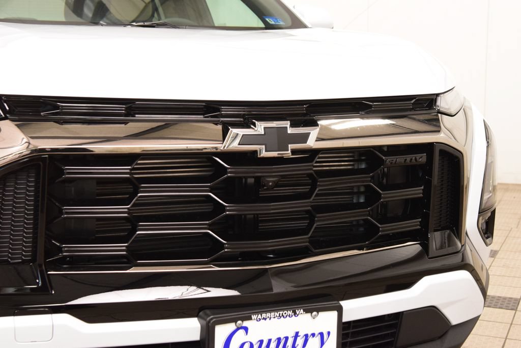 2027 Chevrolet Equinox ACTIV - Photo 11