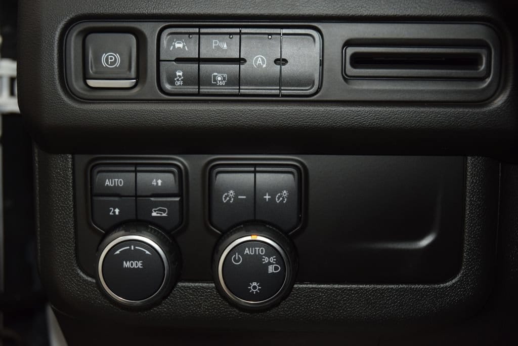 2023 Chevrolet Tahoe RST - Photo 34