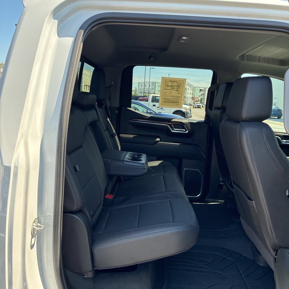 2024 Chevrolet Silverado 1500 RST - Photo 24