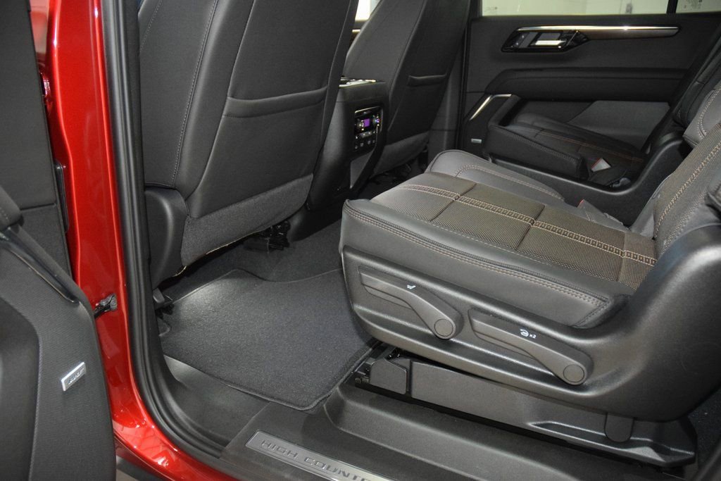 2026 Chevrolet Suburban High Country - Photo 42