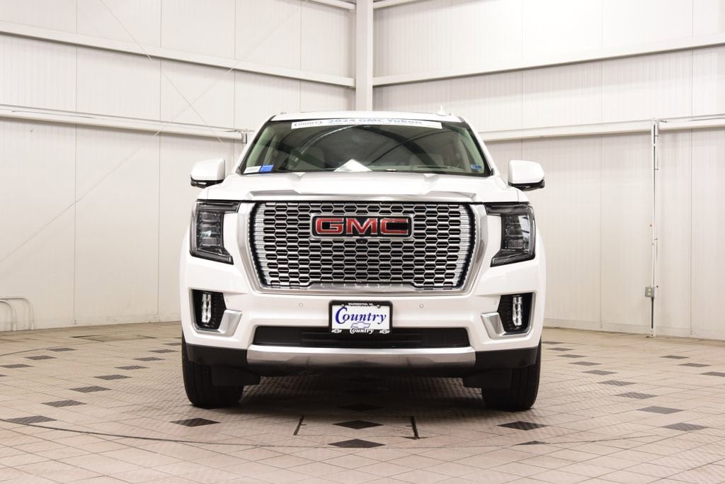 2024 GMC Yukon Denali - Photo 2